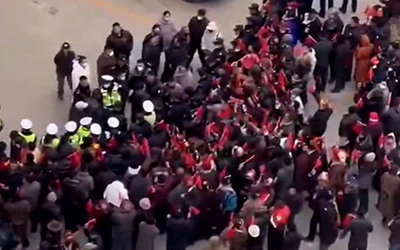 Mass Arrest of Tibetans protesting a dam on the Drichu River