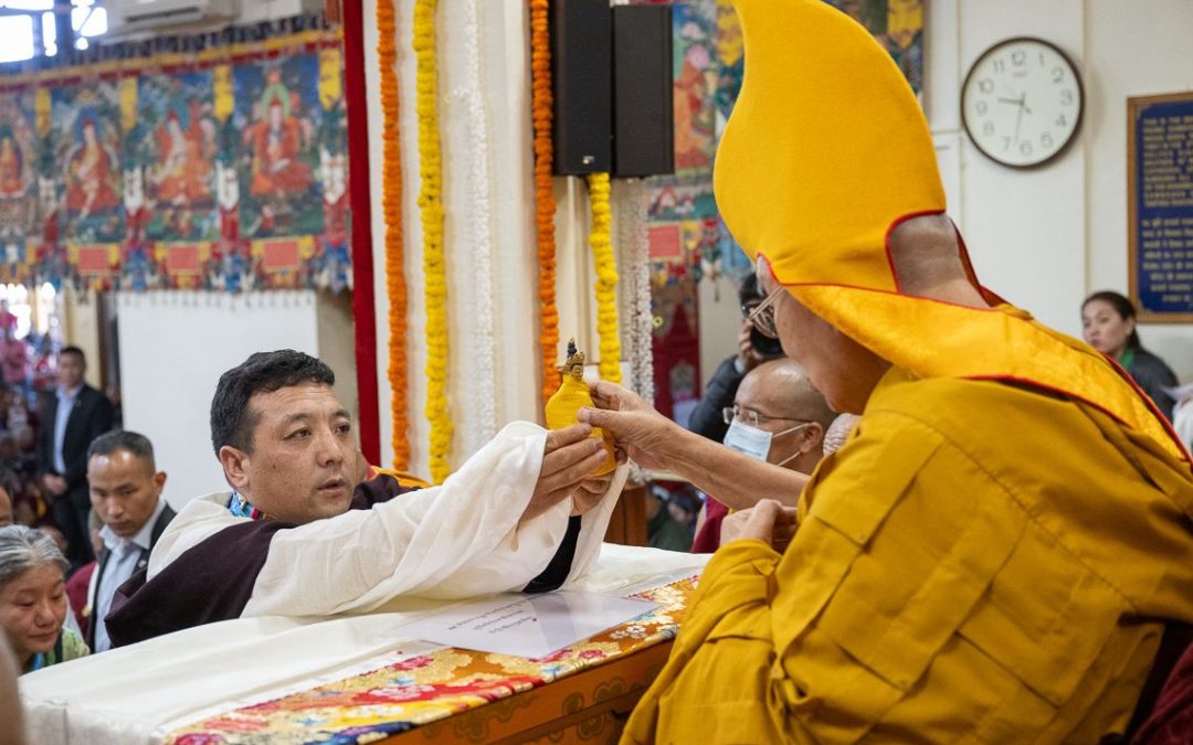 Tibetan Communities of Australia Offer Long-Life Prayer to the Dalai Lama